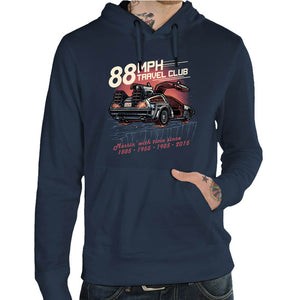 Sweat - 88 Mph Travel Club, Coloris Bleu nuit, Collections SOLDES, SWEAT-SHIRT GEEK, Top des ventes - Checkpoint, Vendor - Glitchygorilla, Checkpoint